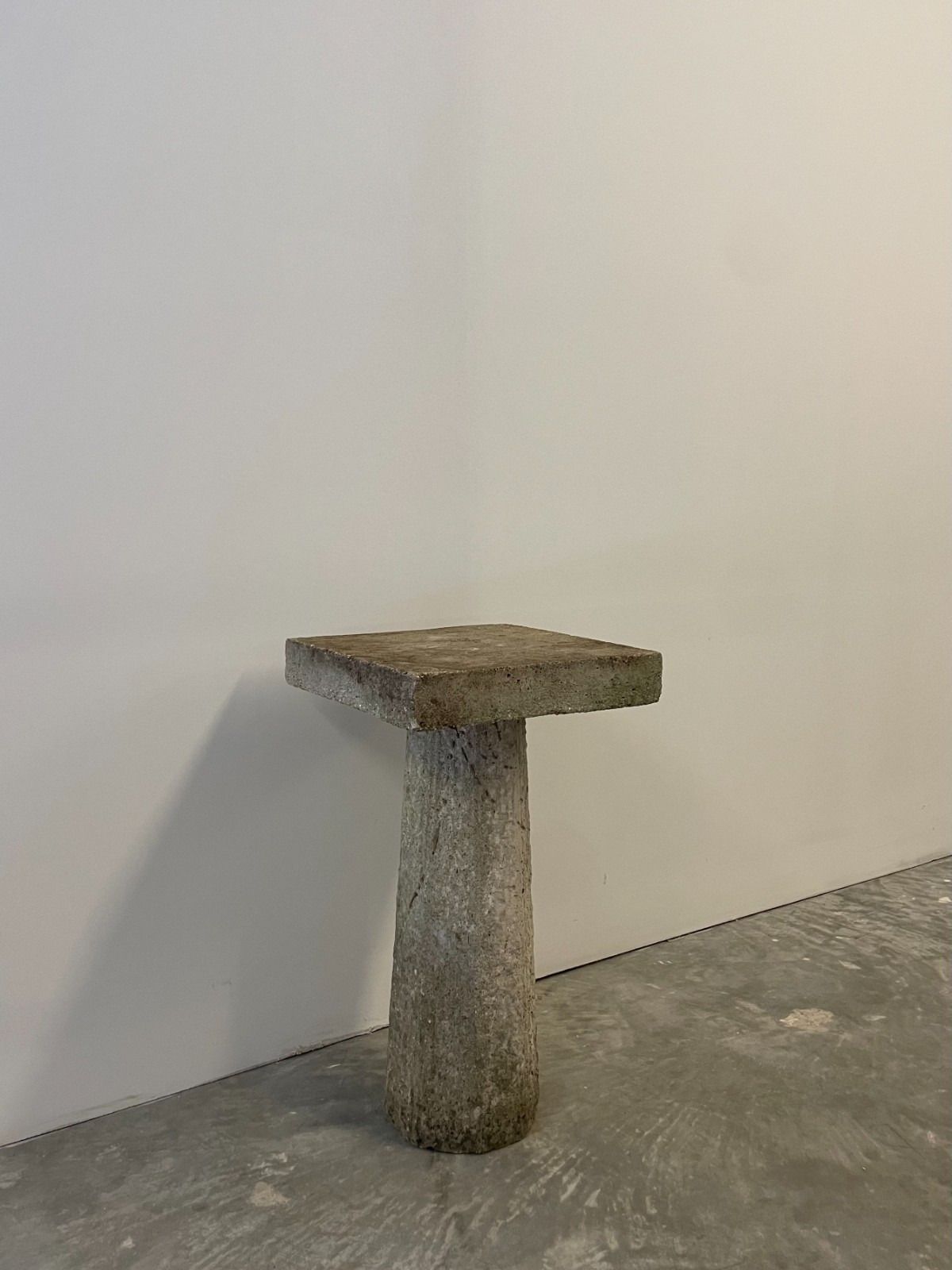 photo vinterior Vintage Circa 1970s Mid Century Minimalist Rustic Stone Square Bird Bath Table