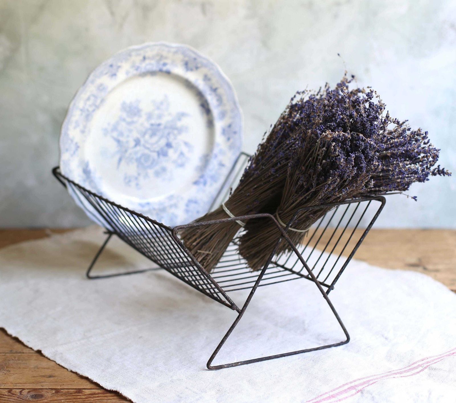 Rusty French Dish Drainer Antique Metal Plate Draining Rack Wire Display Stand Kitchen Drainer photo for sale