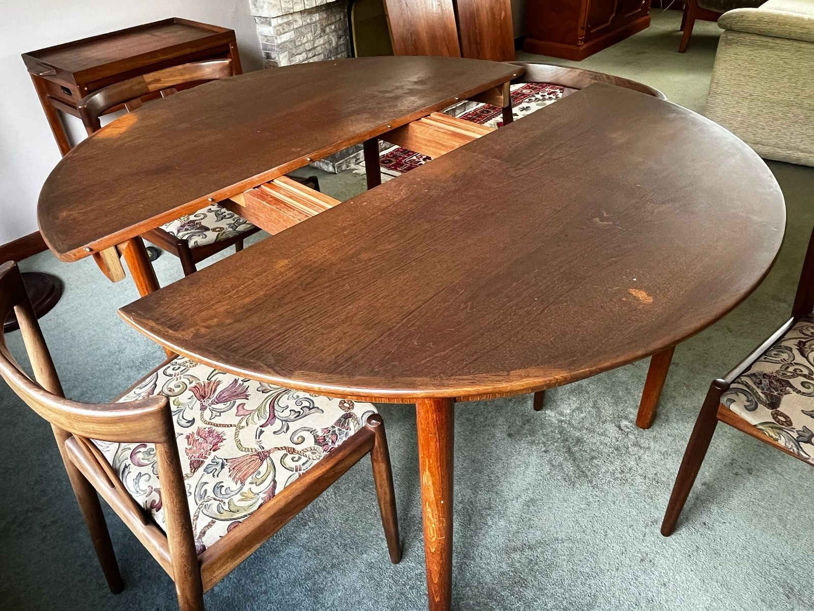 G Plan Extendable Dining Table And Set Of 4 Chairs photo for sale