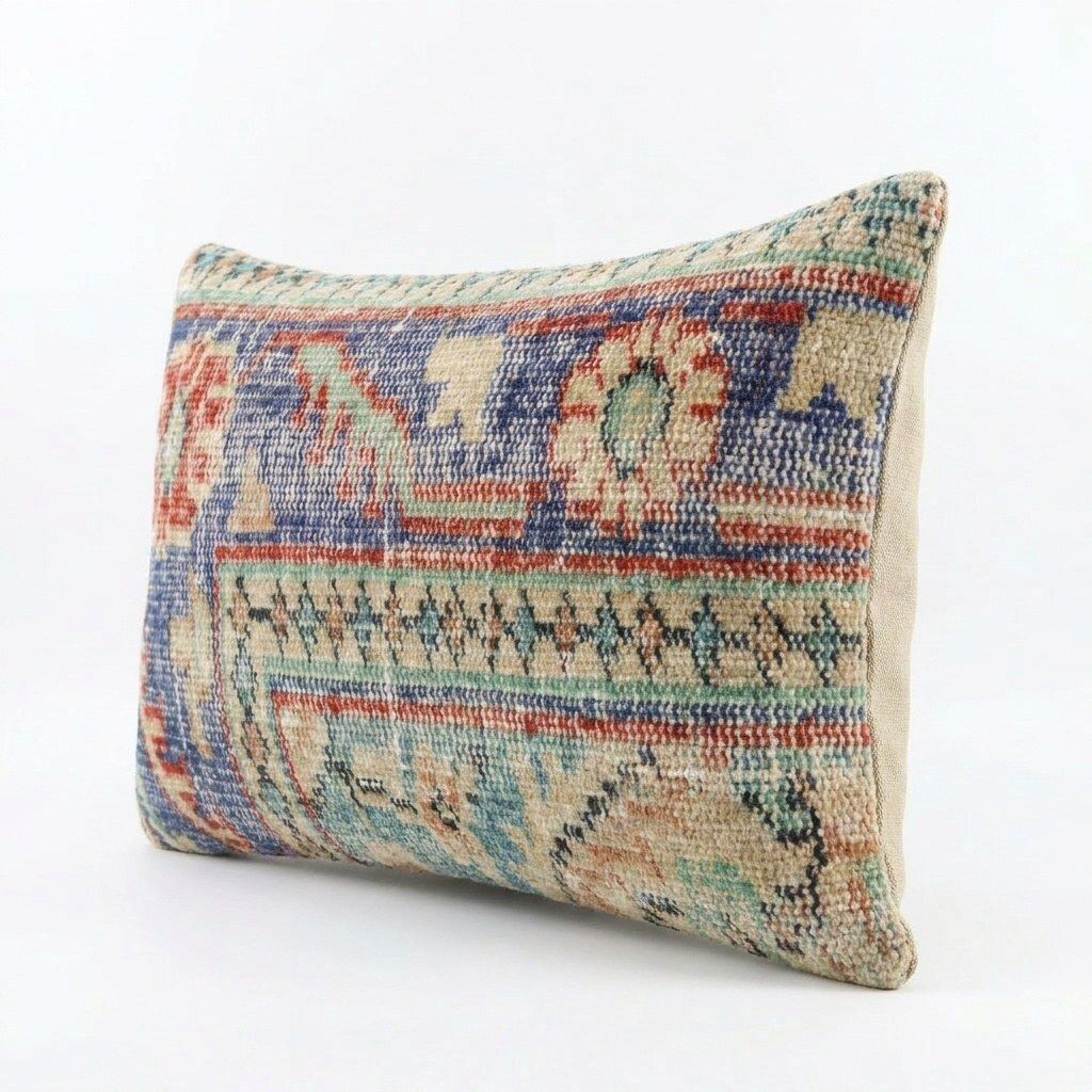 Housse de coussin lombaire en tapis anatolien, 35 x 50 cm photo for sale