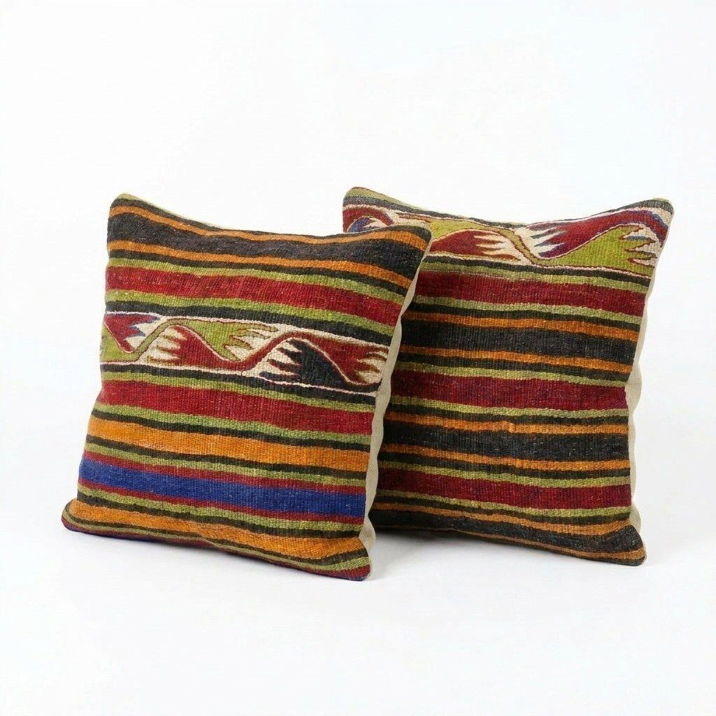 Turkische kilim kussenhoes 39 x 40 cm & 38 x 40 cm, set van twee photo furniture