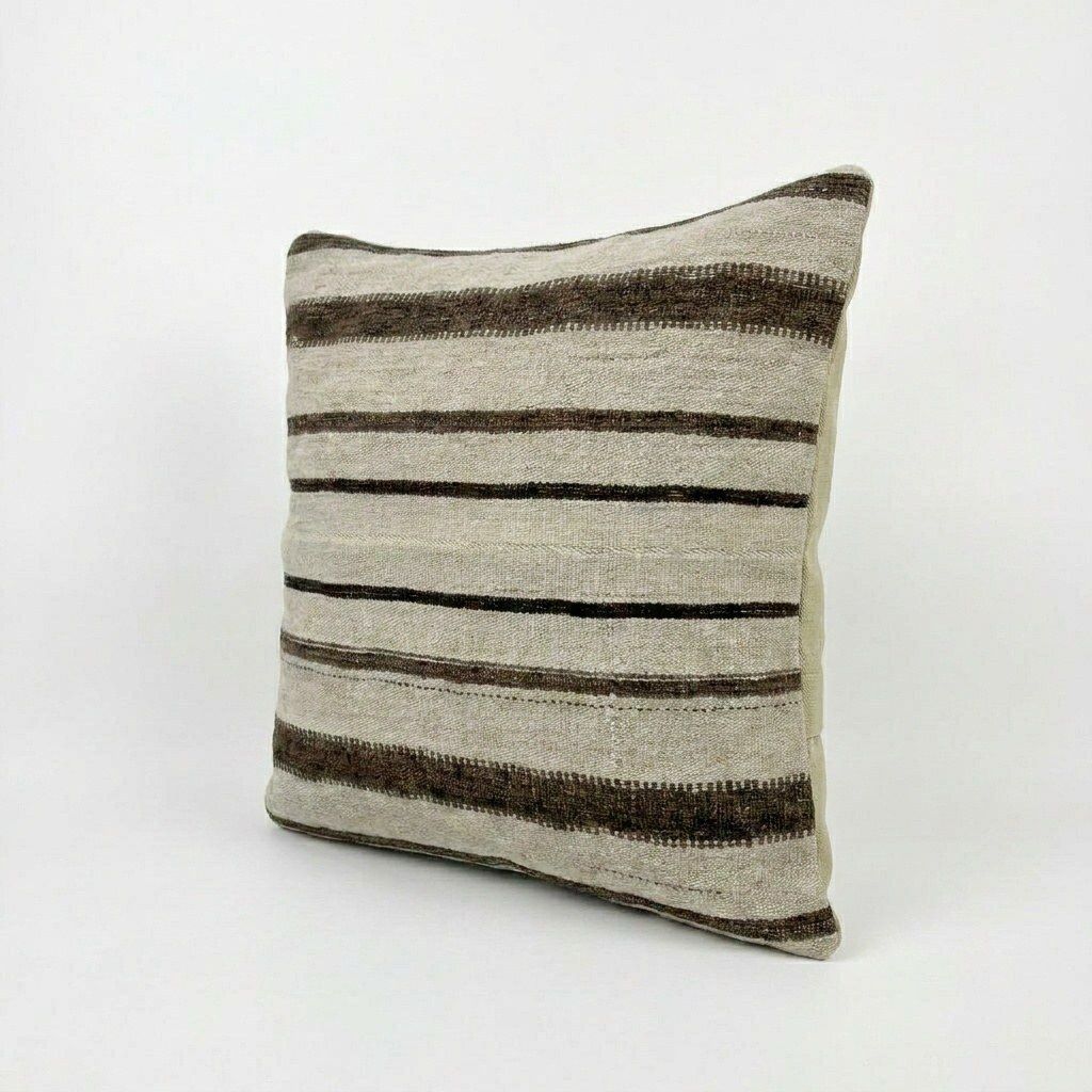 Anatolische Kilim Kussenhoes 60 x 60 cm photo for sale