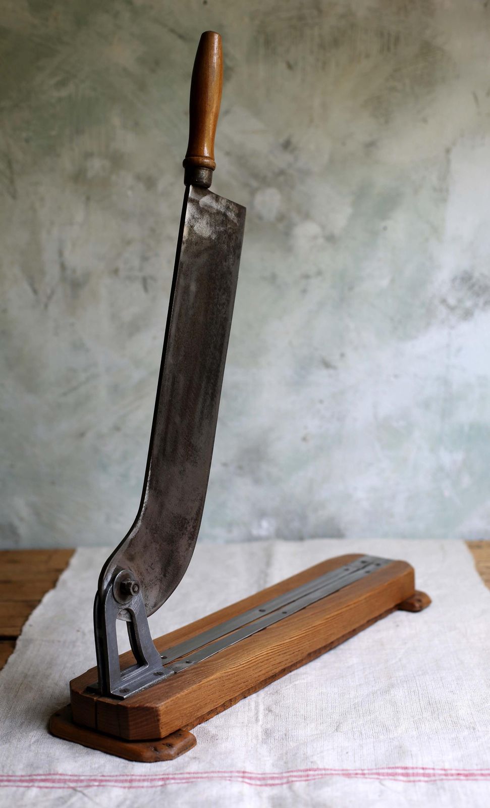 Antique French Wooden Bread/Cutting Board Large Hinged Bread Knife Guillotine Professional Restaurant Boulangerie photo Home Decor