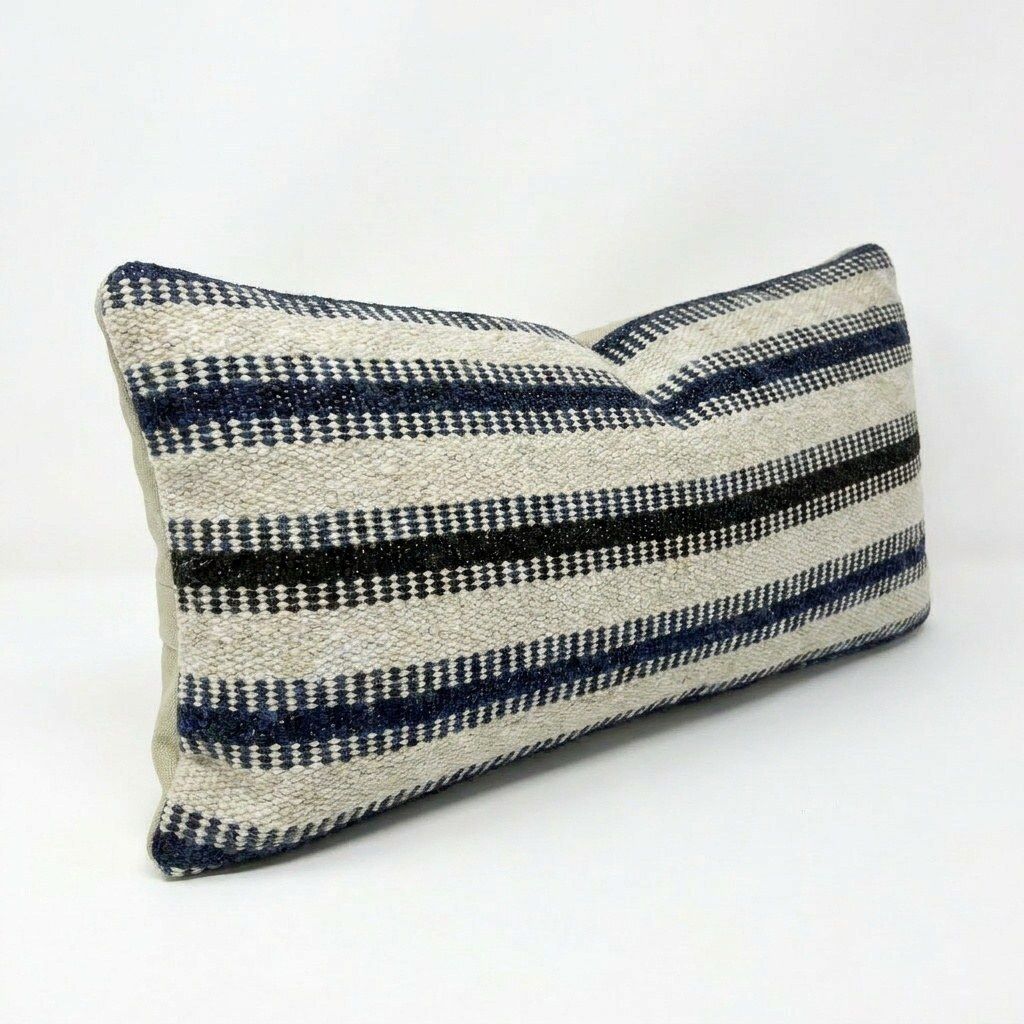 Turkische Wollen Kilim Lendenkussenhoes 25 x 51 cm photo for sale
