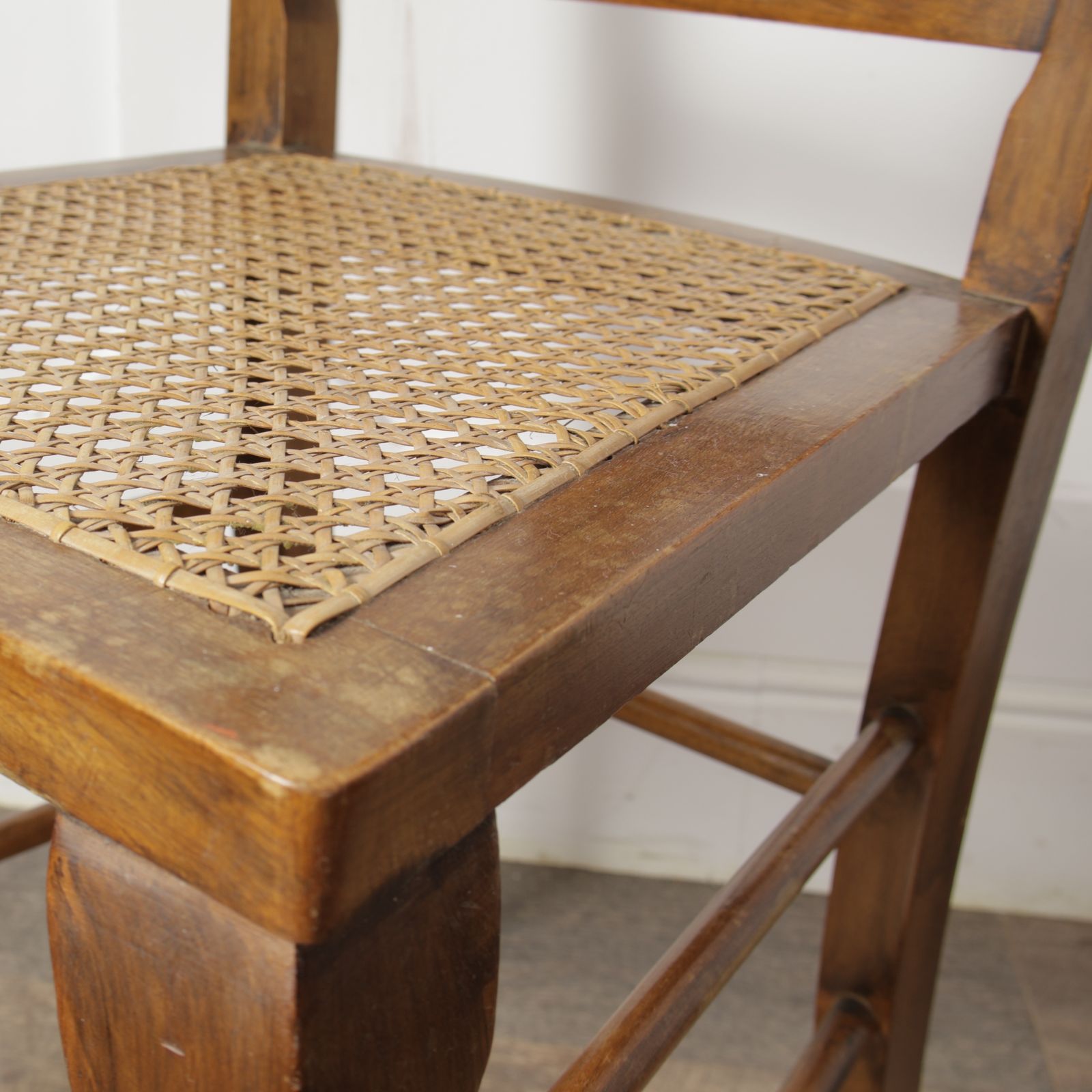 photo vinterior Early 20th Century Rattan Luggage Stand (Walnut)