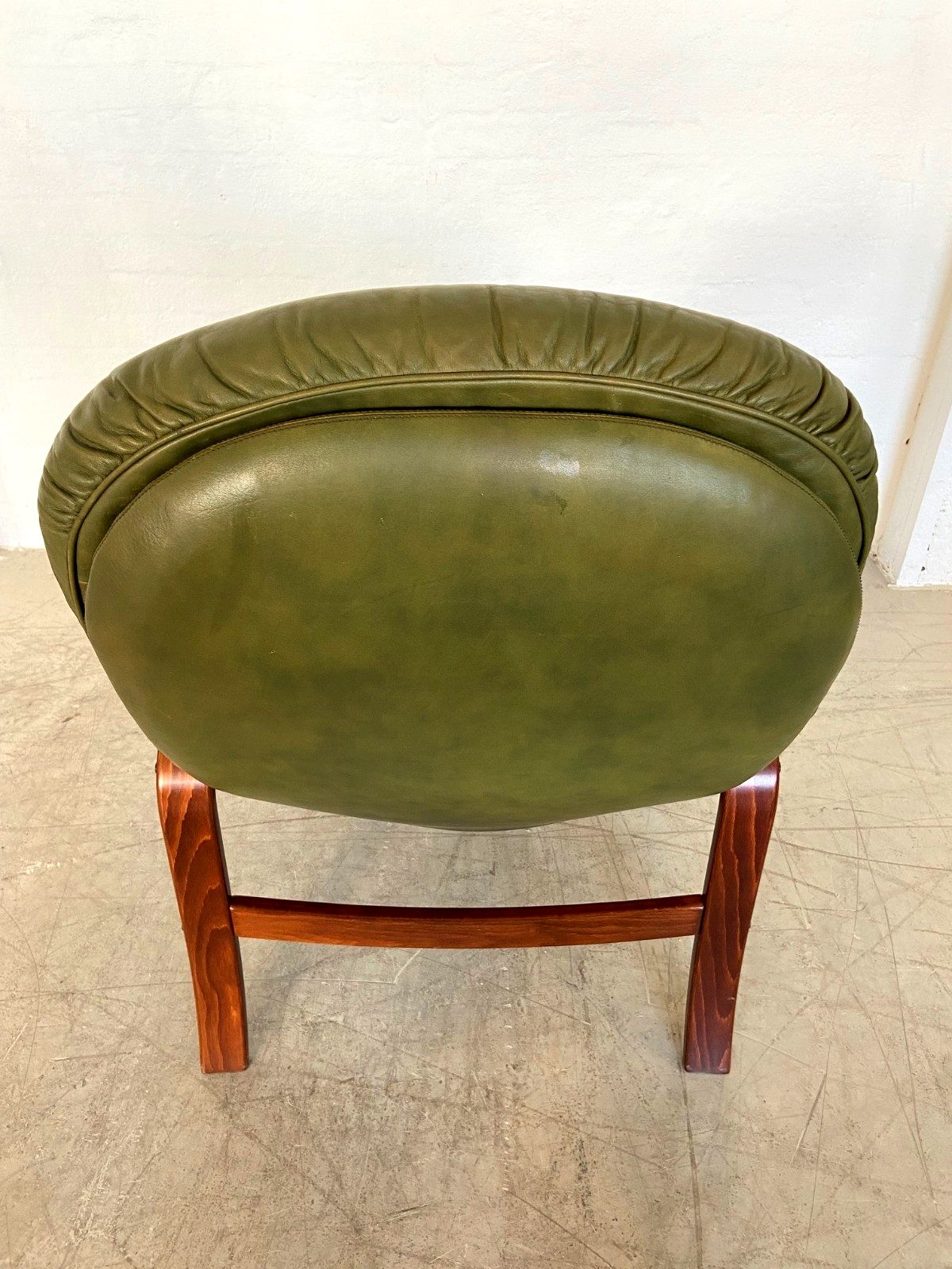 photo buy Vintage Swedish Gote Møbler Olive Green Leather Lounge Chair  1970,S