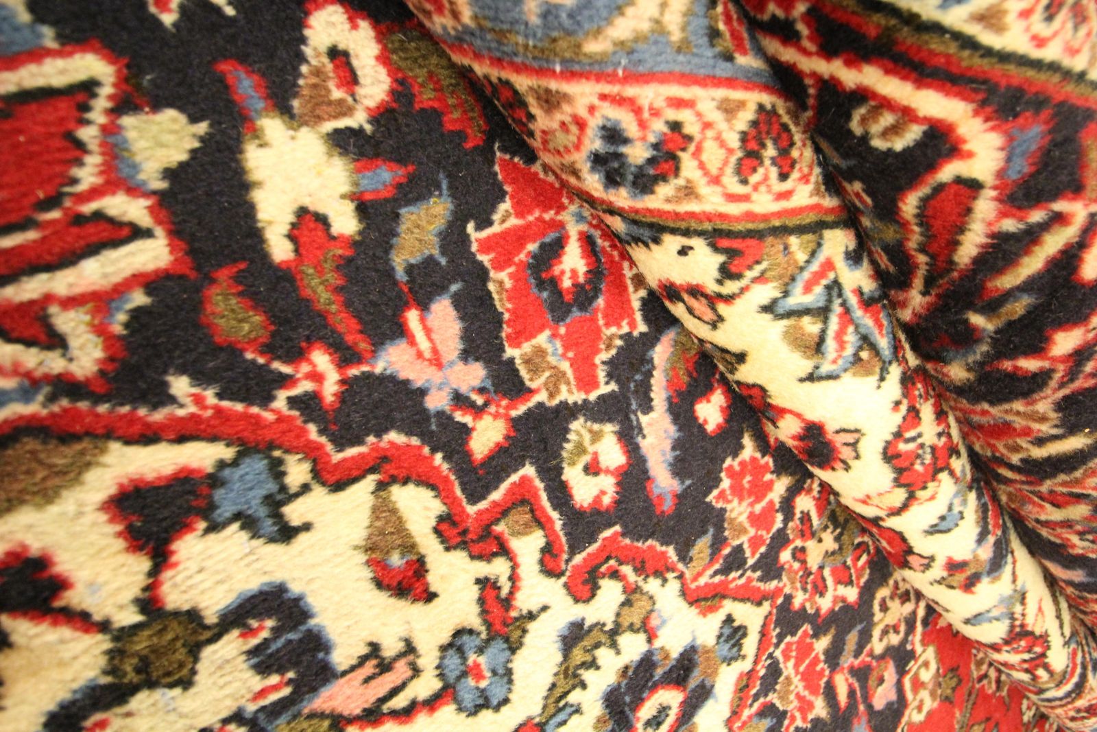 Tapis d'orient rouge fait main, motifs floraux traditionnels, tapis de salon photo buy
