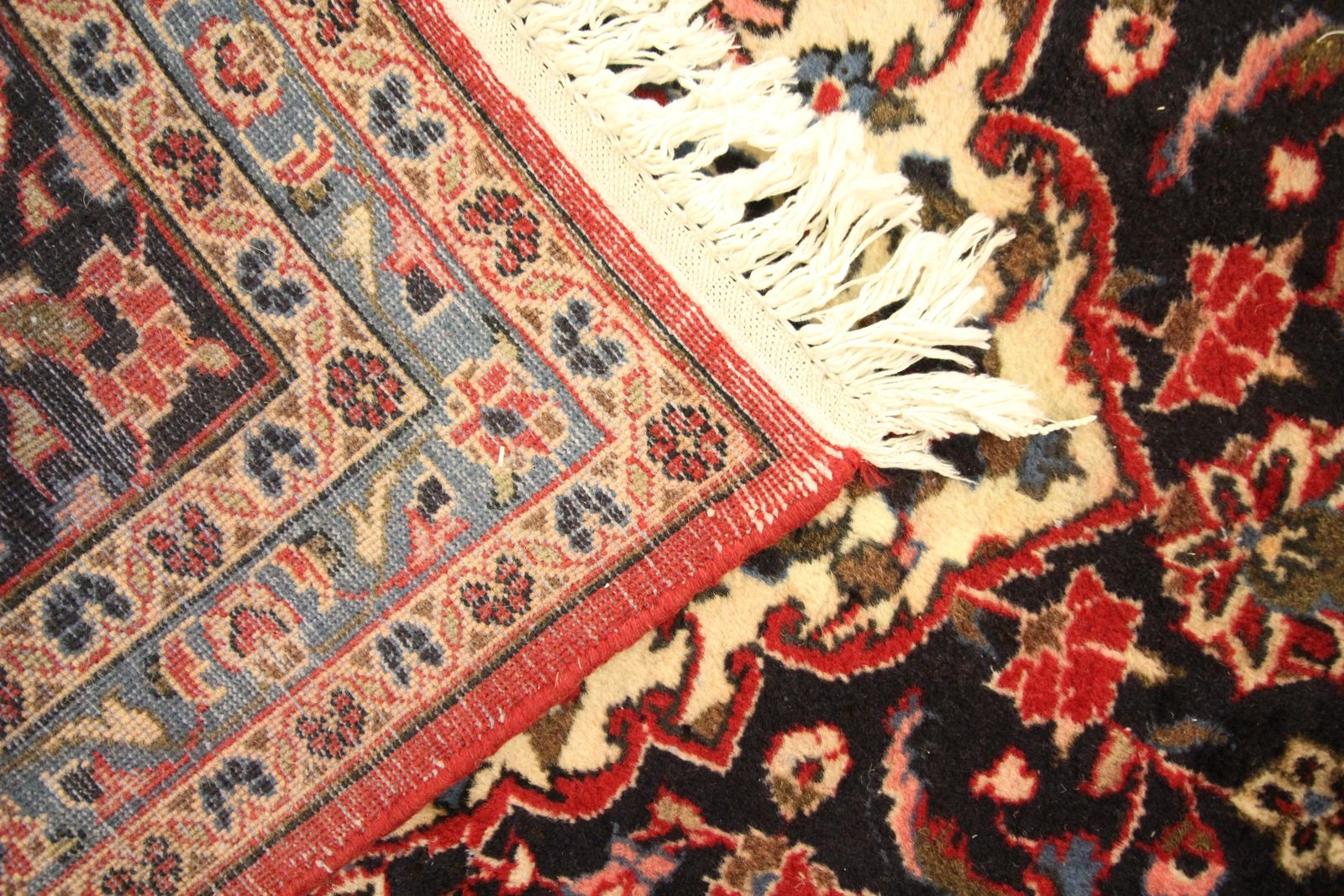 Tapis d'orient rouge fait main, motifs floraux traditionnels, tapis de salon photo vintage