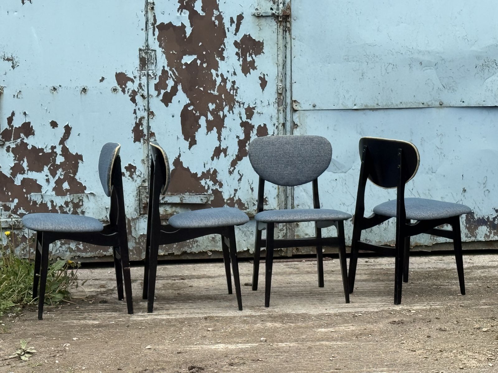 A Set Of Four Jenrique Chairs In Black photo furniture