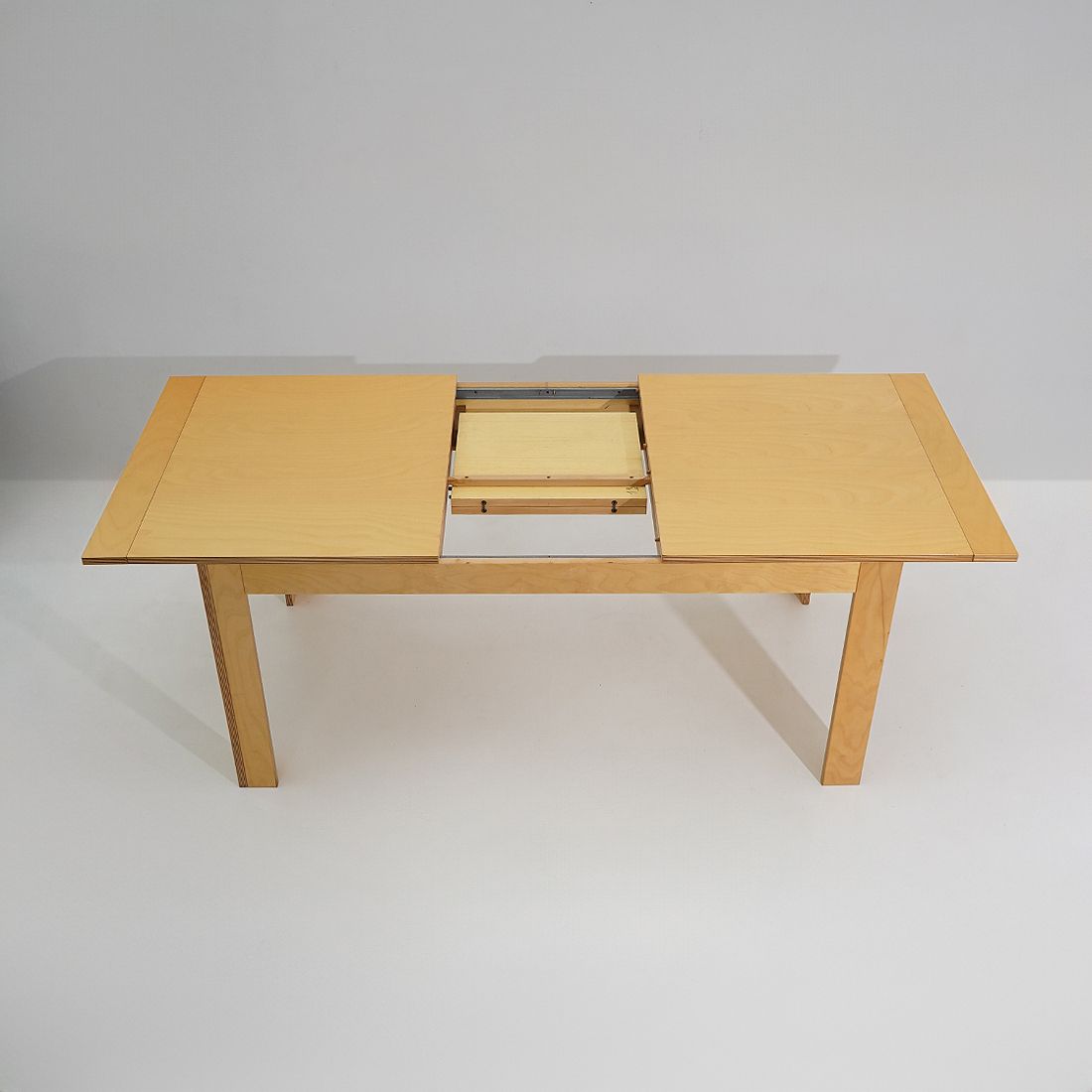 photo furniture Maple Table With Extendable Top, 1970s