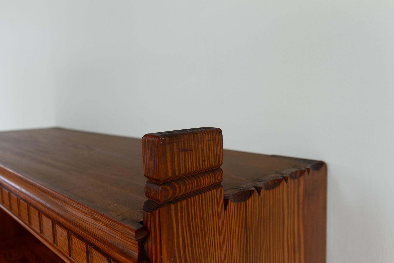 photo vinterior Antique Oregon Pine Bookcase By Martin Nyrop For Rud Rasmussen, Denmark 1905.