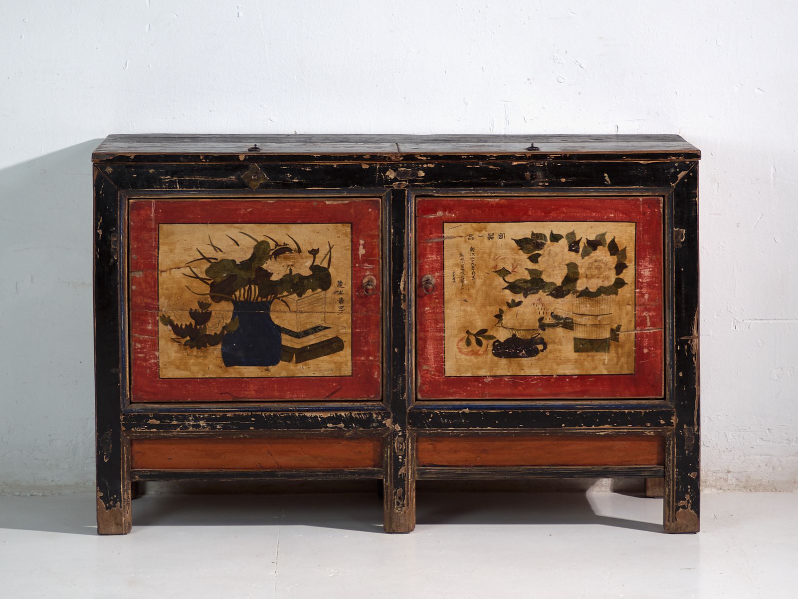Antique Lacquered Sideboard With Painted Lotus Motifs – China, Circa 1920 photo 3231.0