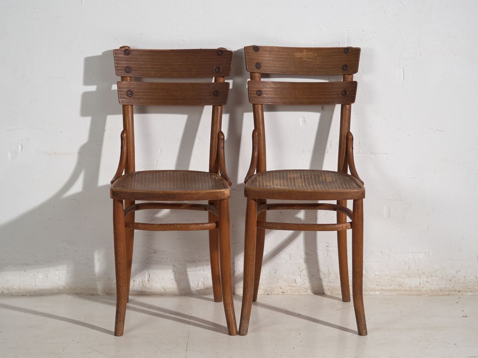 Pair Of Mundus Borlo Bentwood Chairs With Splat Back – Romania, Circa 1920 photo 497.0