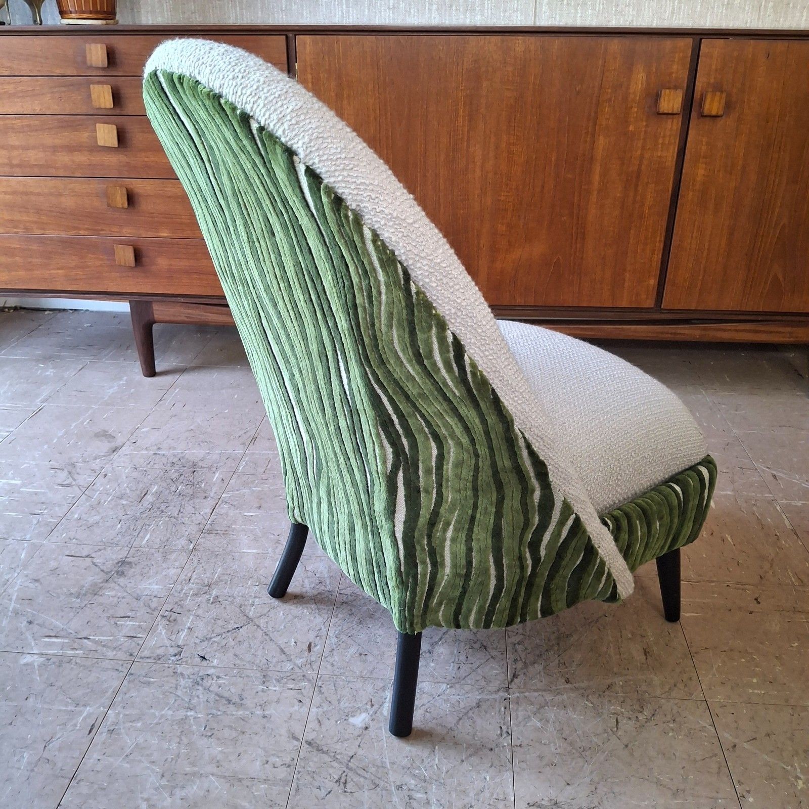 295.0 Fab Vintage Reworked Lloyd Loom Chair Stone Boucle & Green H Holland Cut Velvet photo