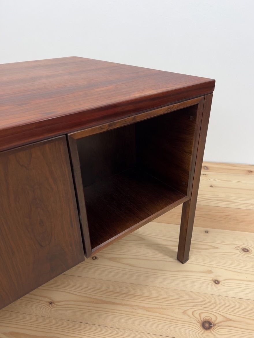 Gunni Omann Model 77 Rosewood Desk, 1960s. photo Furniture