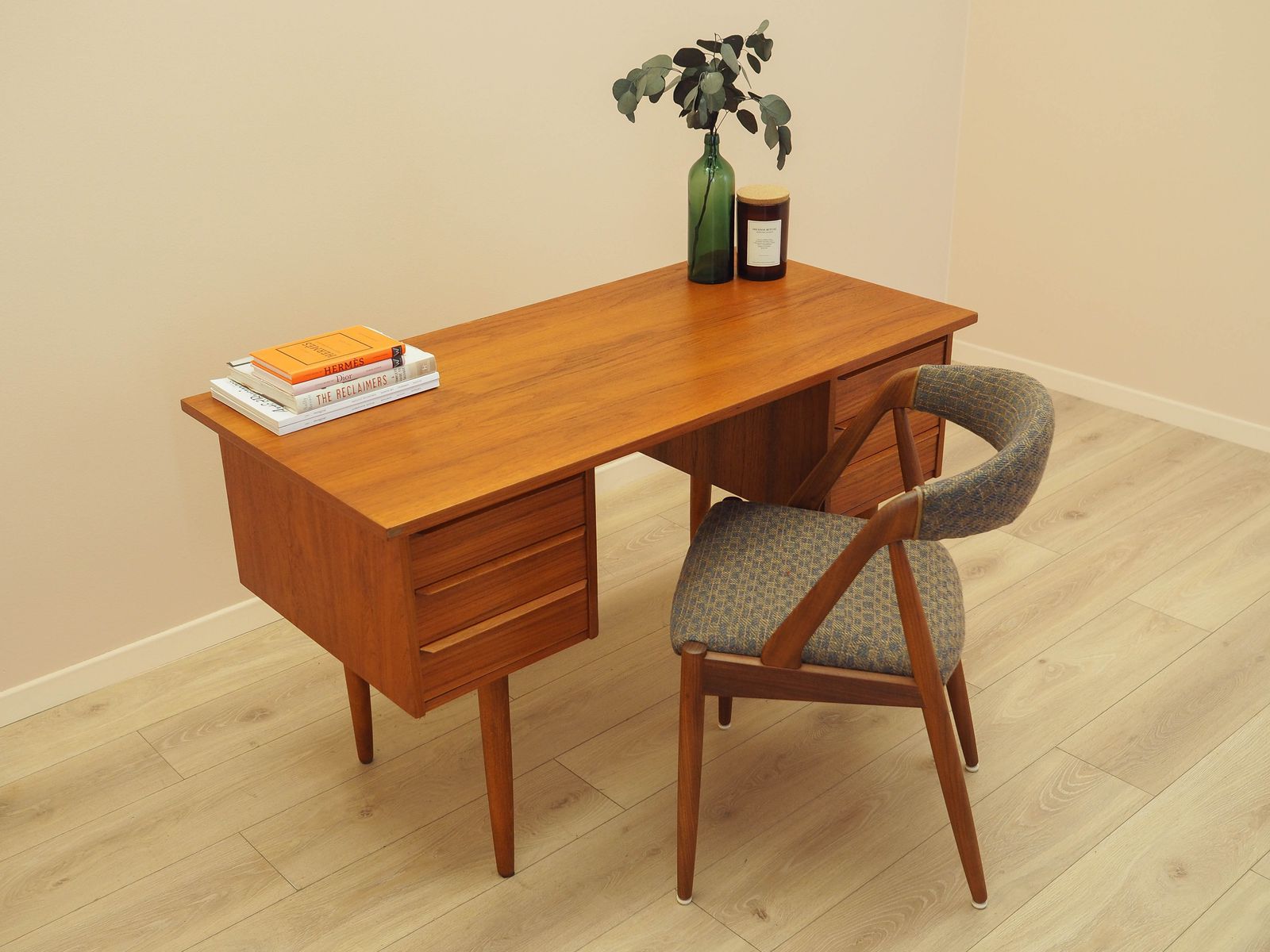 Bureau en teck, design danois, années 1970, fabriqué au Danemark photo Mobilier