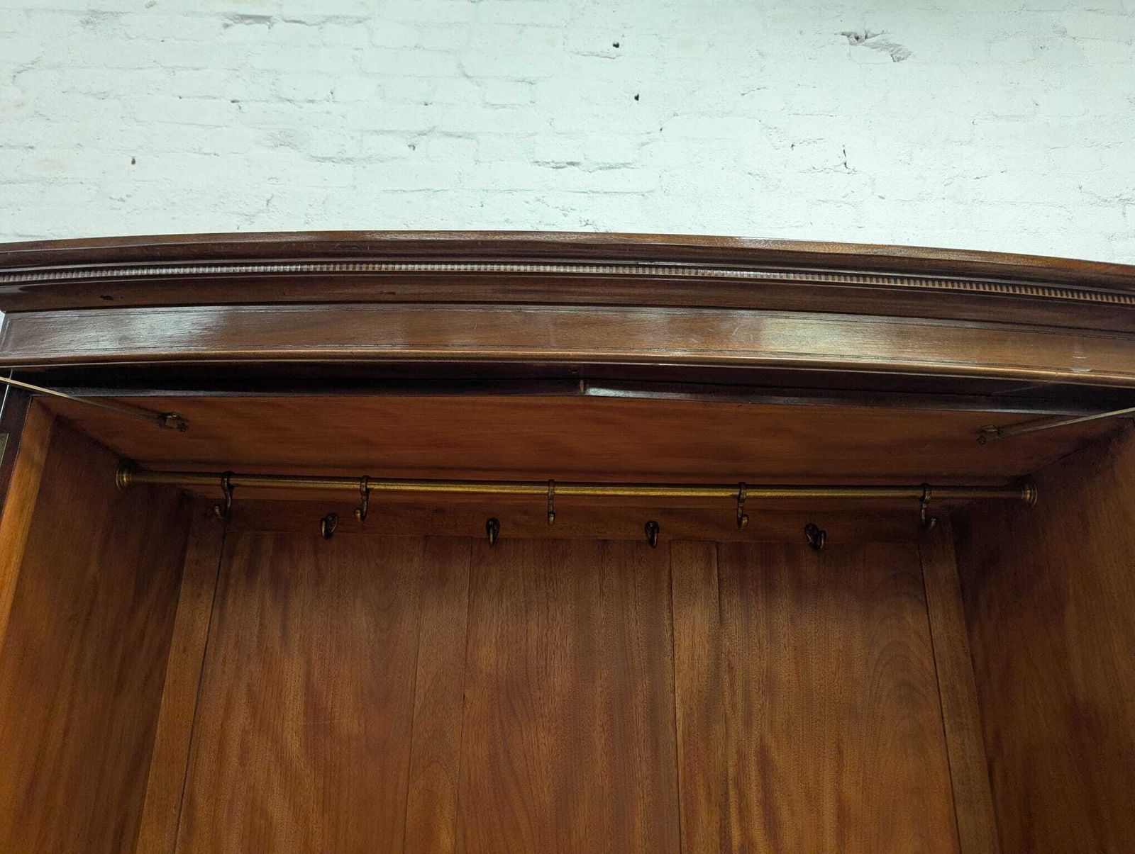 Georgian Inlaid Mahogany Bowfront Double Wardrobe photo 295.0