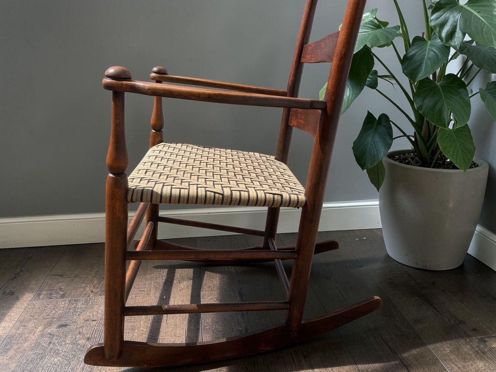 Antique American Child's Shaker Ladderback Rocking Chair Woven Seat C.1900 photo 358.0