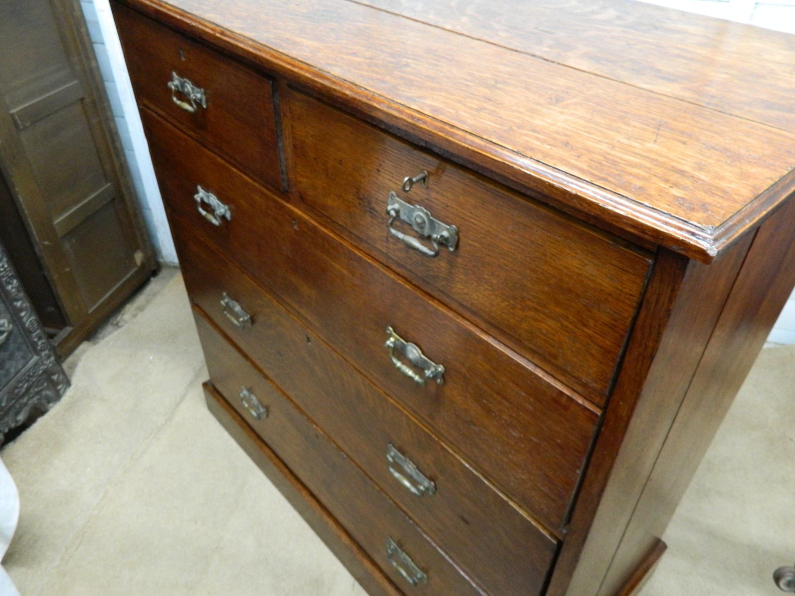 Victorian Oak Chest Of Drawers photo vintage