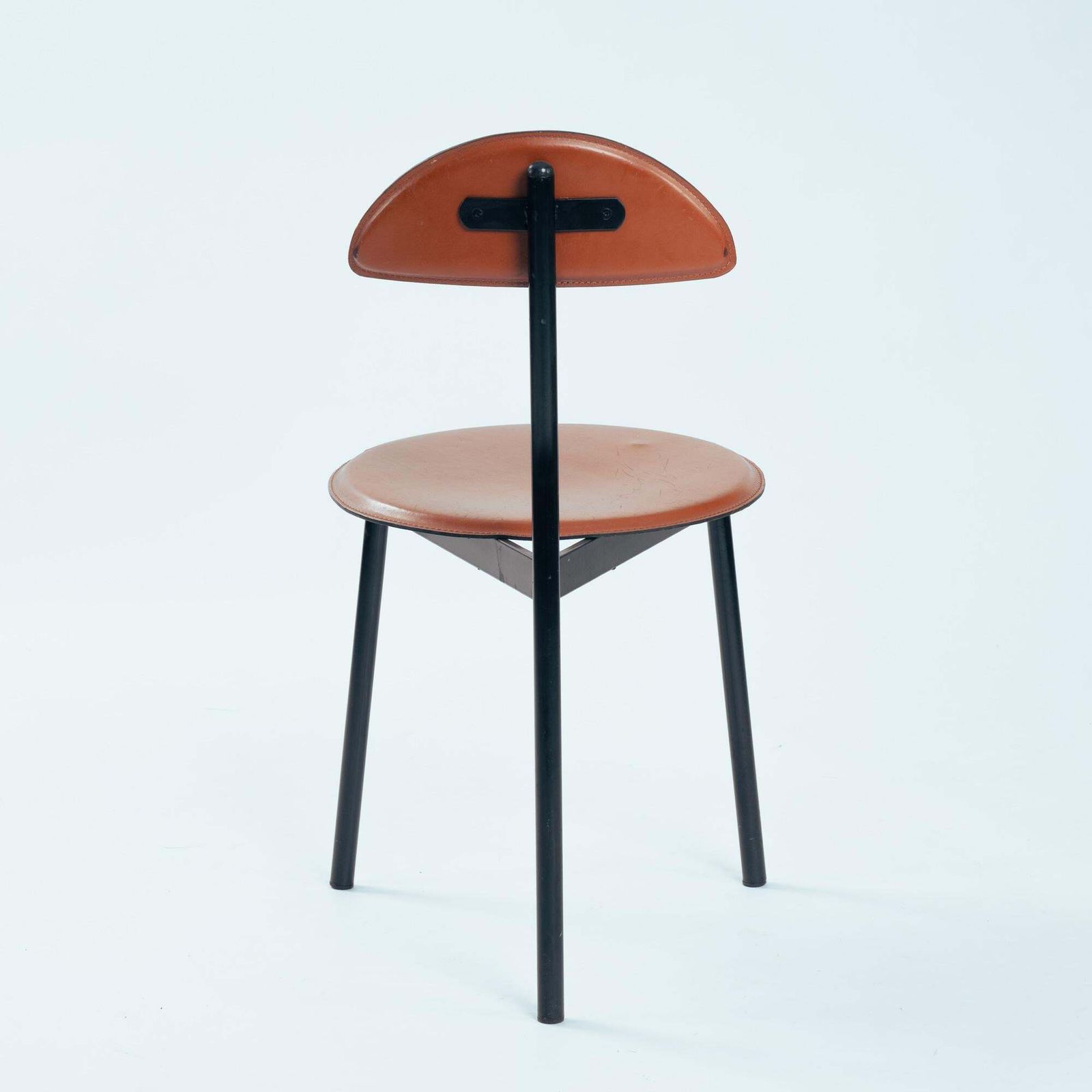 6 Linea Veam Leather Tripod Chairs, Italy 1980s photo vintage