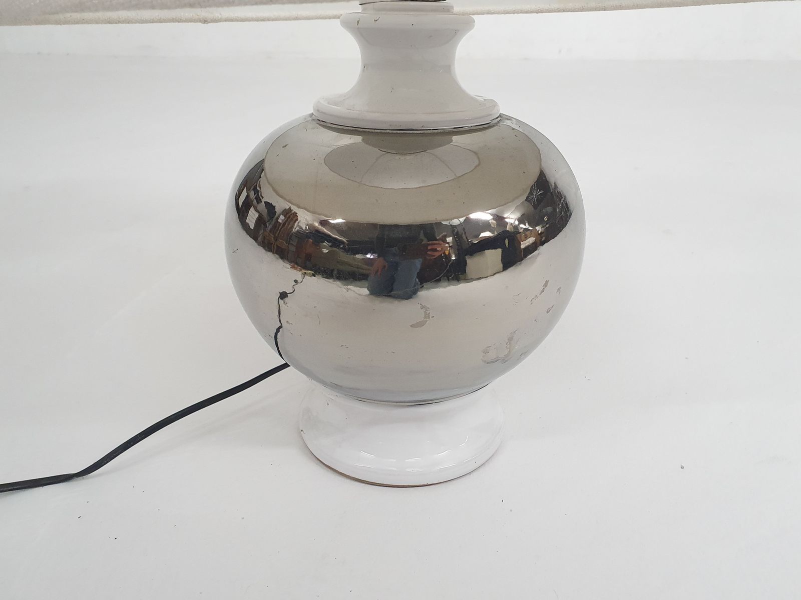 White And Silver Ceramic Table Light Attrb. To Bitossi, Italy 1970's photo for sale