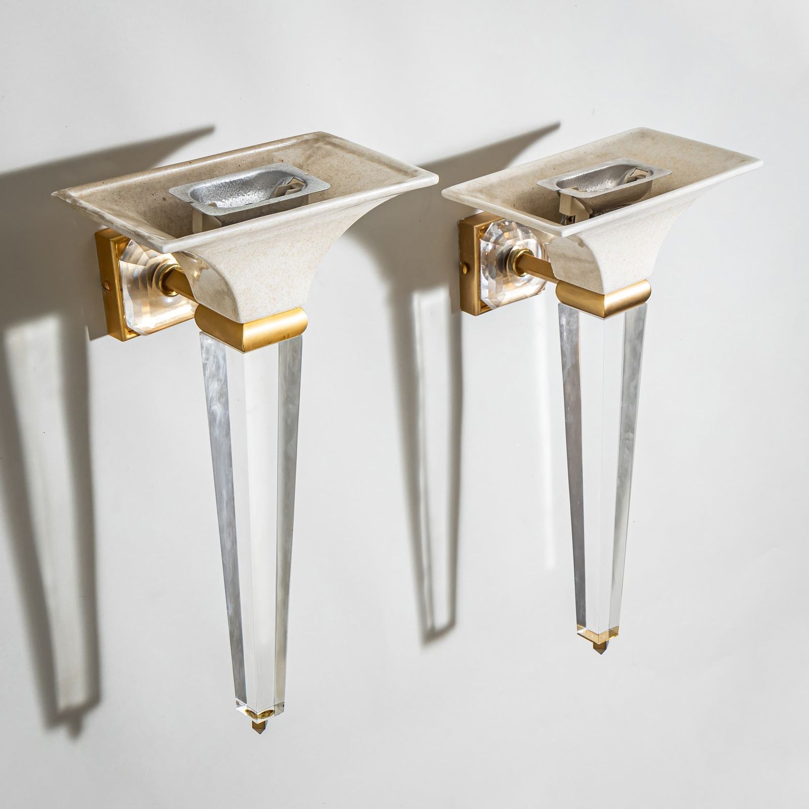 Paar wandlampen van Sigma L2, Italië, eind 20e / begin 21e eeuw photo for sale