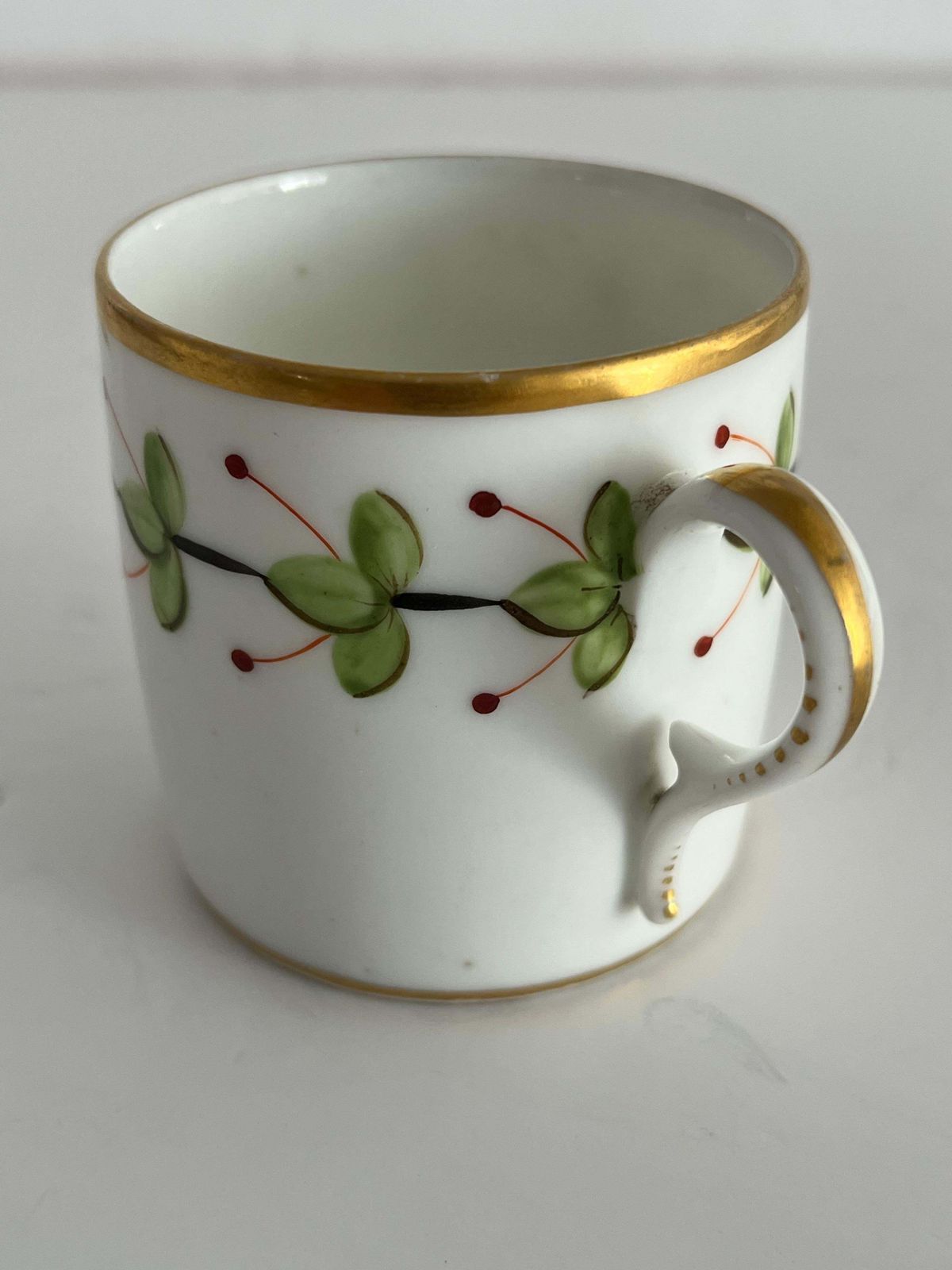 Georgisch handgeschilderd porseleinen koffiekopje van Grainger Worcester, 1800 photo for sale