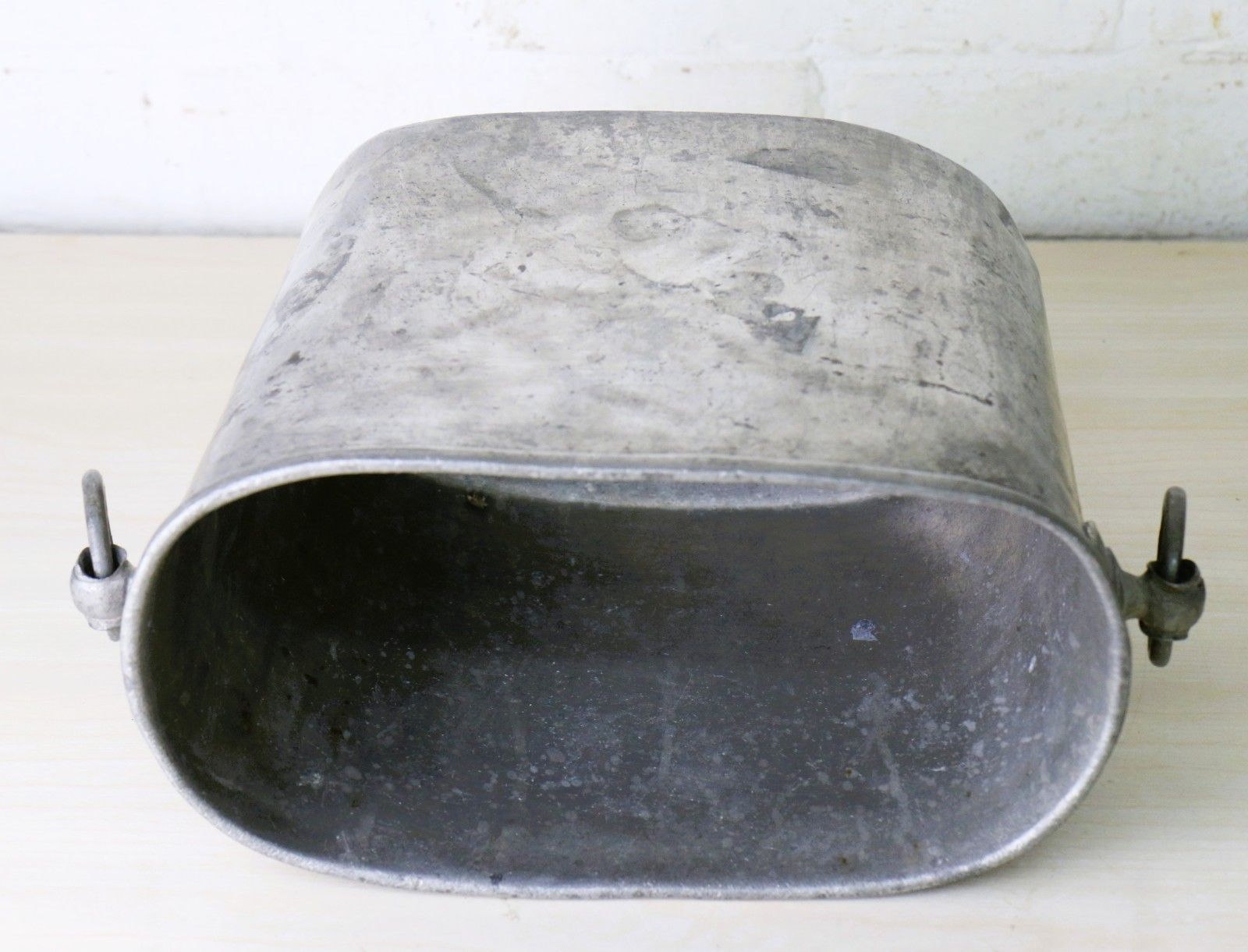 photo furniture Antique Pewter Wine Cooler Heavy Well Made And Very Well Used See Images