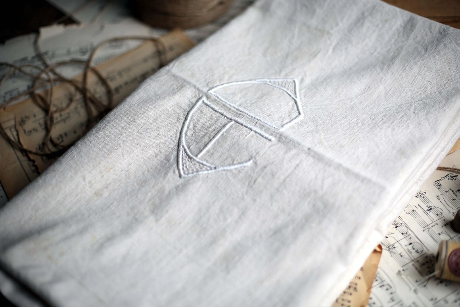 Large Antique French Bed Sheet White Linen Metis Monogrammed Homespun Hand Embroidered Loomed Fabric Ad Double photo 125.0