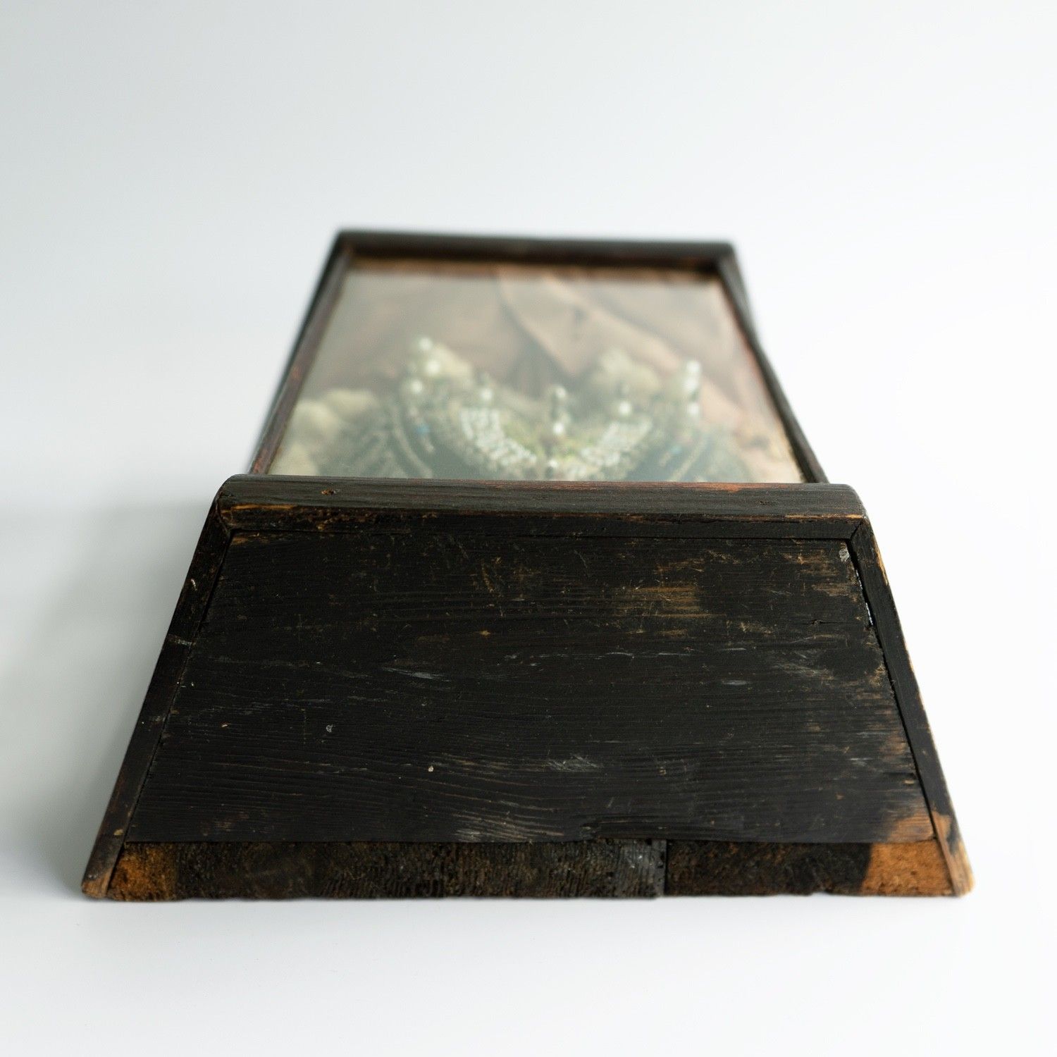 495.0 Antique Sailors Folk Art 'Sweetheart' Cushion In Glass Case, Late 19th Century photo