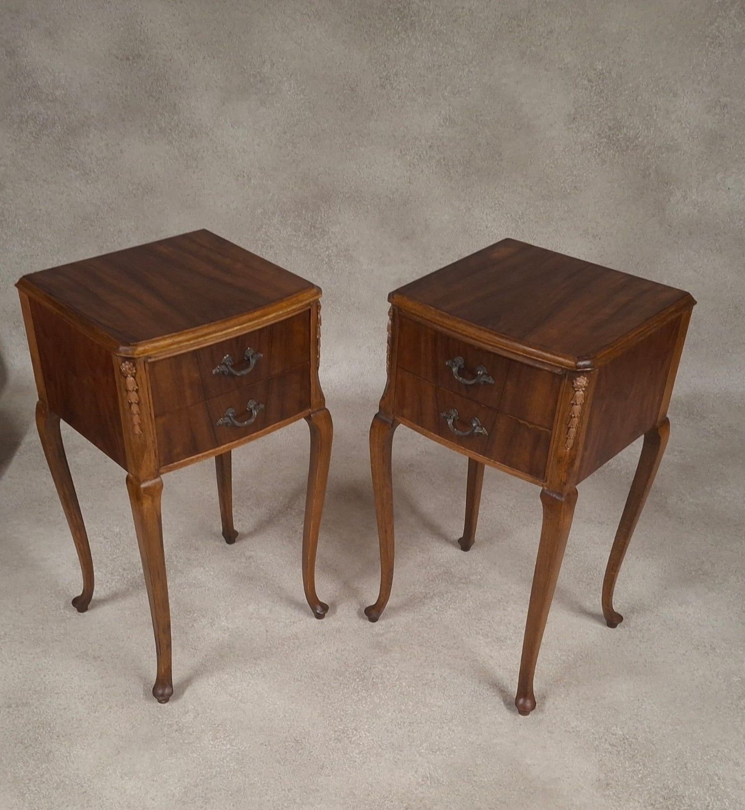 photo furniture Pair Vintage Walnut Bedside Tables French Louis XV Style Bedside Chests