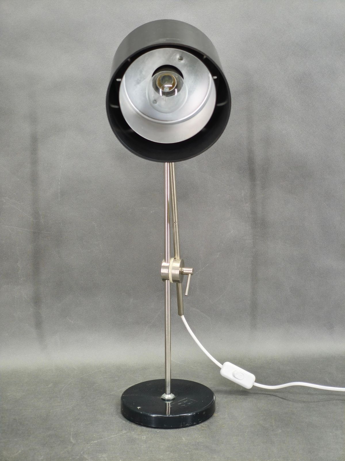 Verlichting Electrosvit 1012 Verstelbare Bakeliet Tafellamp, jaren 1960 photo