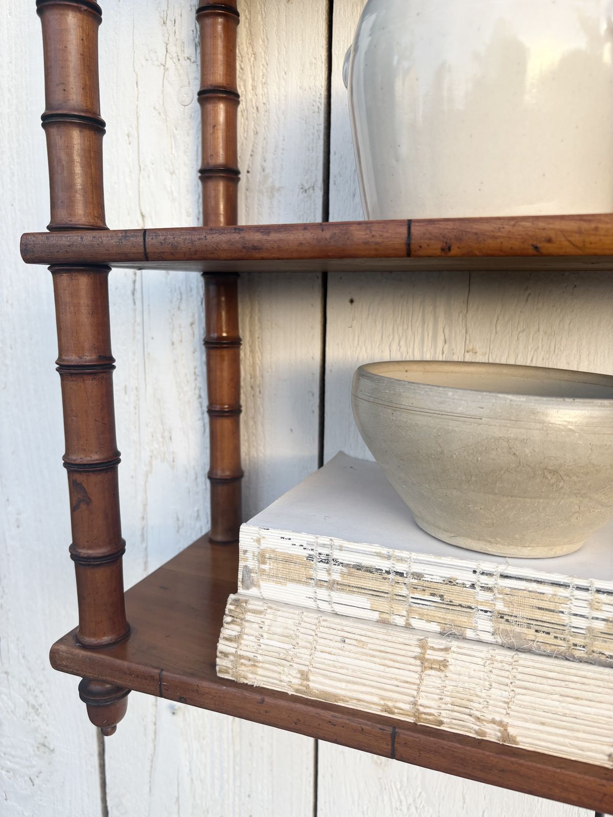photo vinterior French Faux Bamboo Wall Shelves
