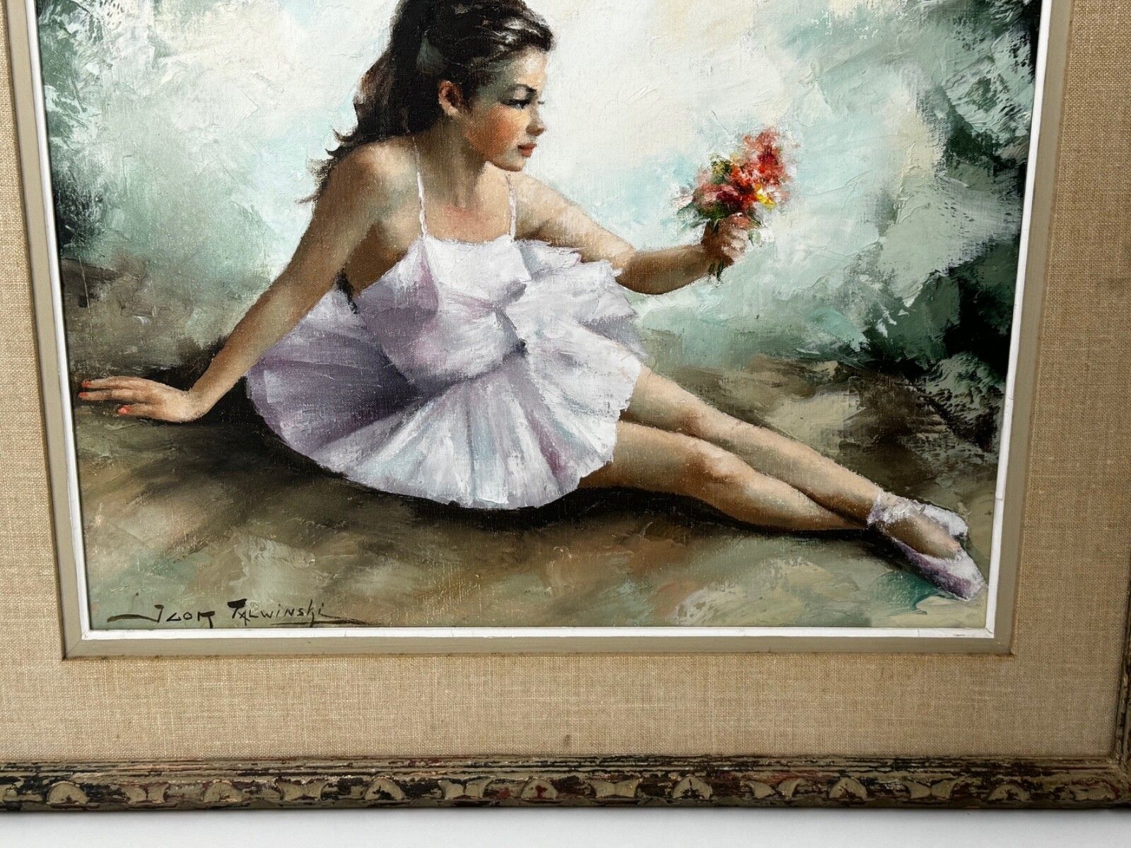 Midden 20e eeuw olieverfschilderij portret jonge vrouw ballerina danser, gesigneerd door Igor Talwinski photo Kunst