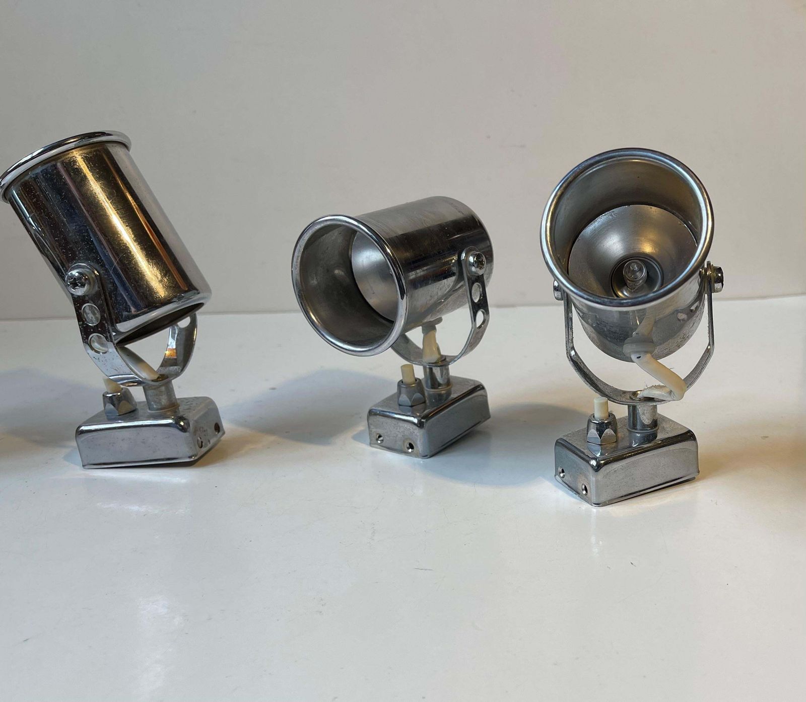 Vintage Italian Nautical Ship Cabin Wall Lights In Chrome, 1970s, Set Of 4 photo Lighting