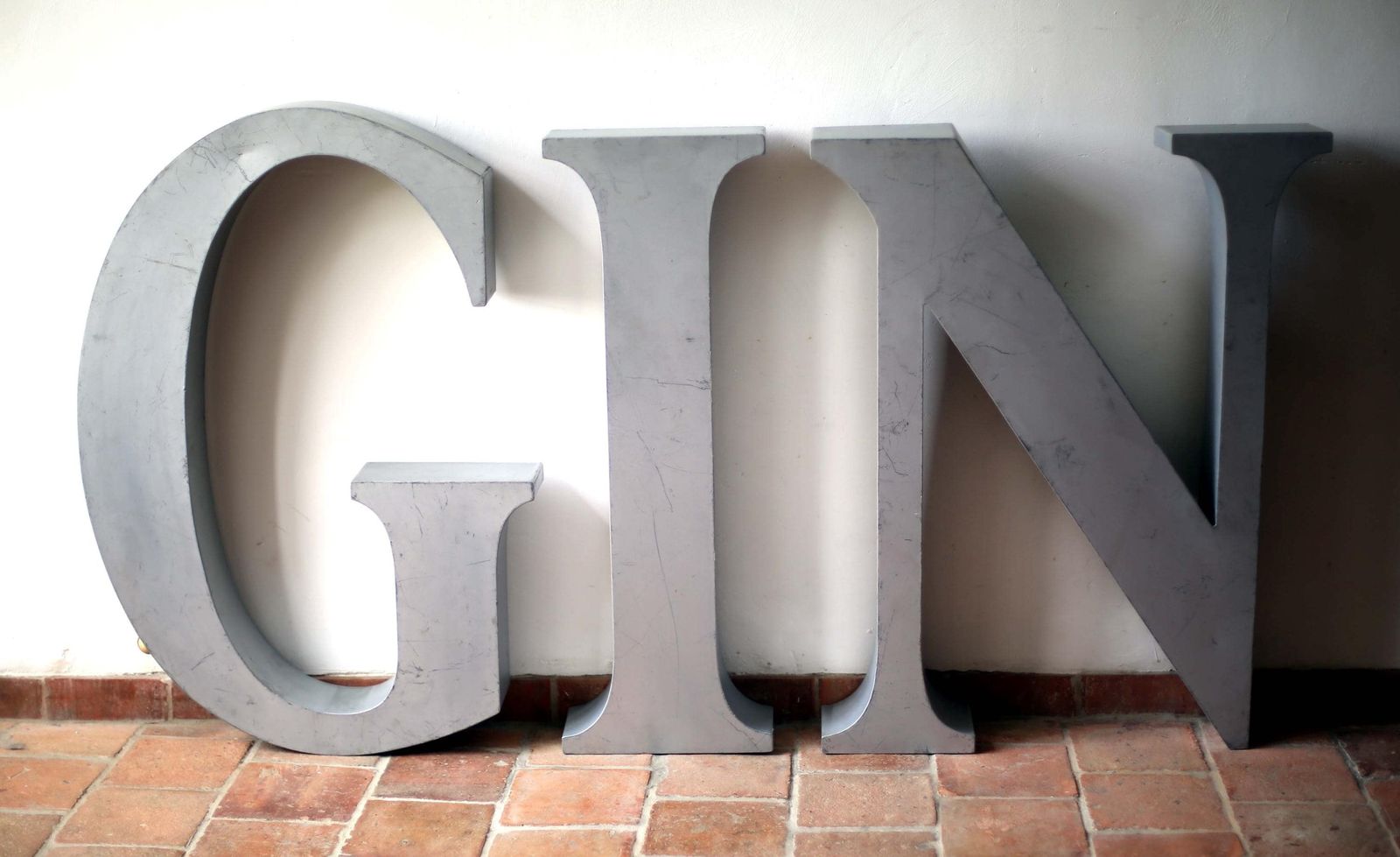 Large Gin Sign Mid Century Aluminum Letters Vintage Barware Industrial French Bar Decor Pub photo 610.0