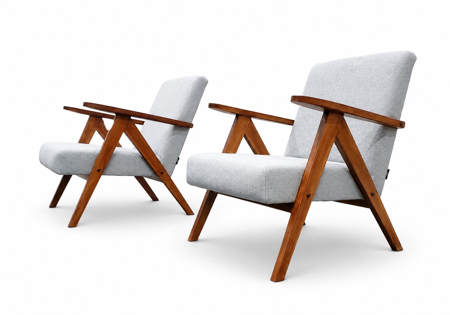 Set Of Two   Mid Century Easy Chairs Model B   310 Var In Dusty Blue photo 1100.0