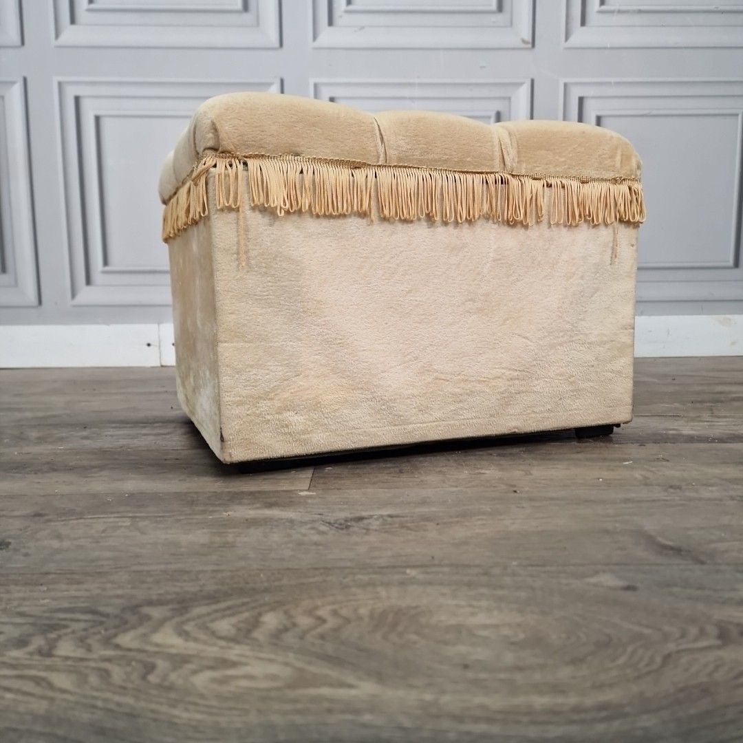 Vintage Storage Ottoman Upholstered Blanket Box Tufted Seat Fringe Trim Upcycle photo 60.0