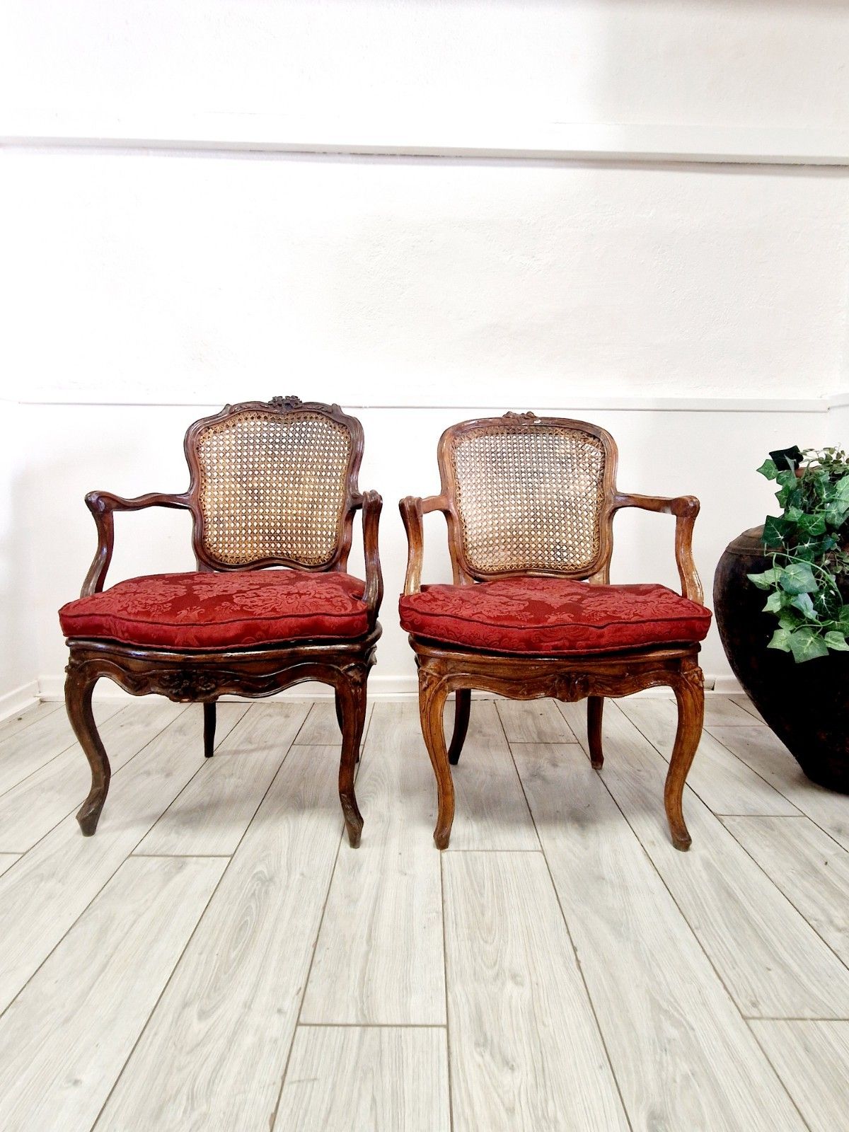 photo vintage Antique French Cane Armchairs Louis XVI Period 18th Century Chateau