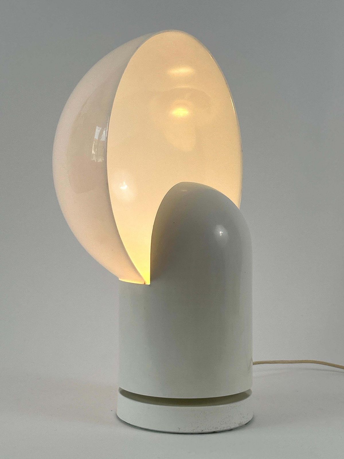 Large Table Lamp Radar By Carlo Bimbi Und Nilo Gioacchini For Guzzini Italy 1967 photo furniture