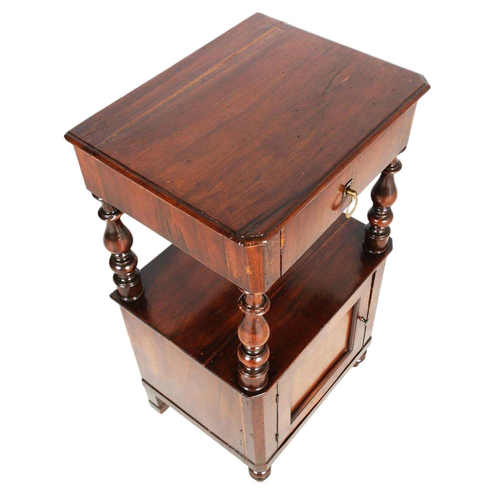 Table de chevet italienne en noyer avec tiroir et cabinet, fin du XIXe siècle photo for sale