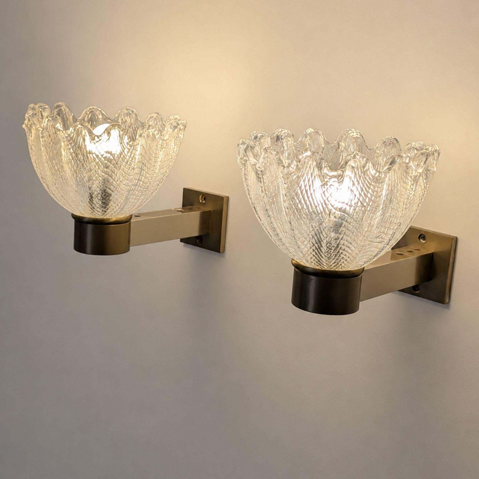 Pair Of 1950s Barovier & Toso Style Murano Glass And Satin Brass Wall Sconces photo vintage