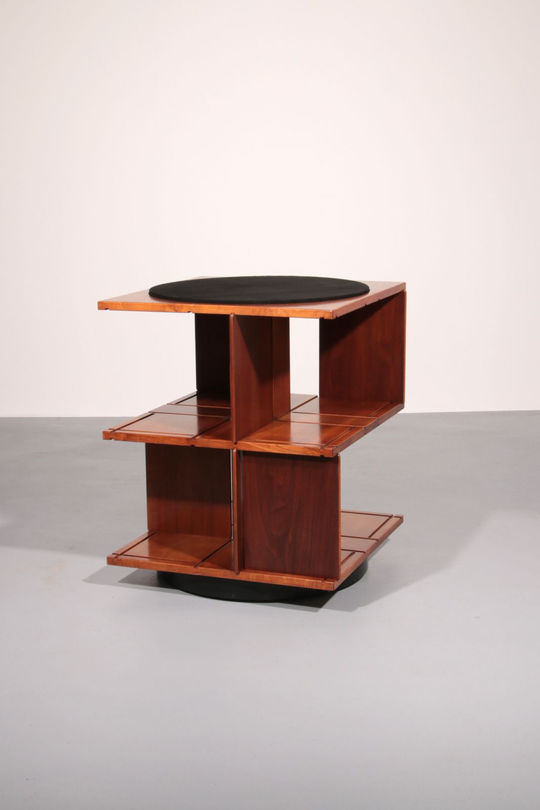 Gianfranco Frattini Revolving Modular Bookcase Model 823,1963 Italy photo for sale