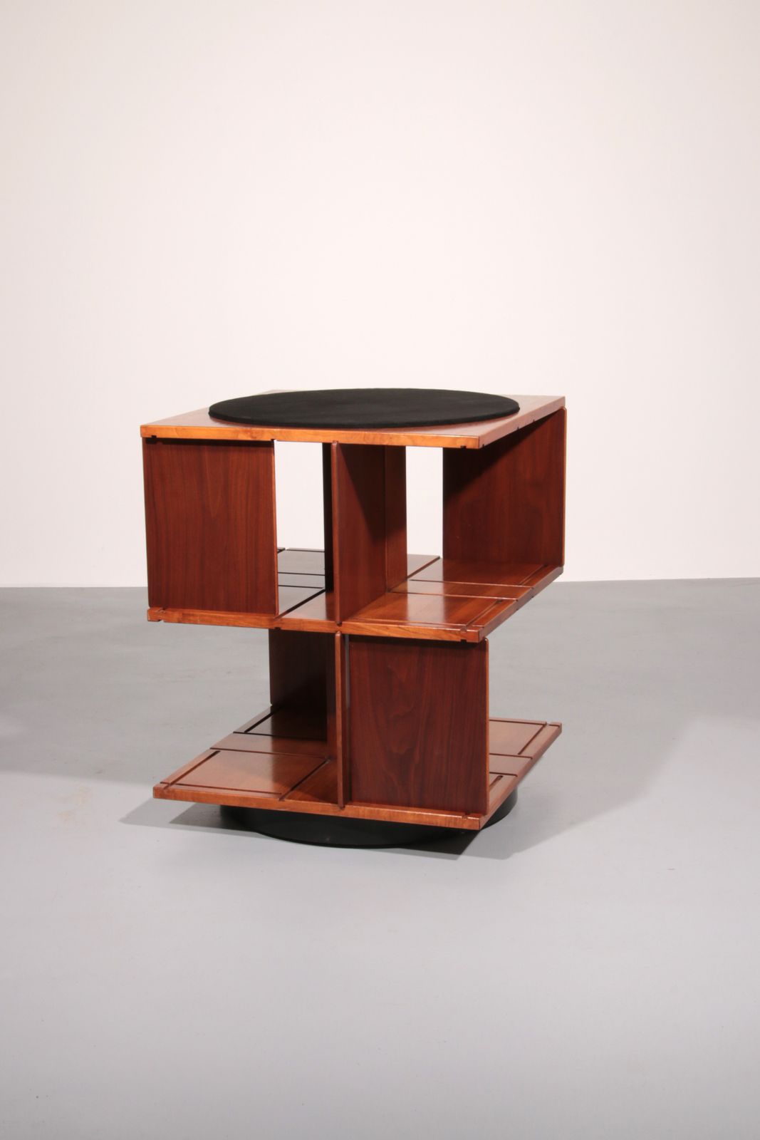 Gianfranco Frattini Revolving Modular Bookcase Model 823,1963 Italy photo Furniture