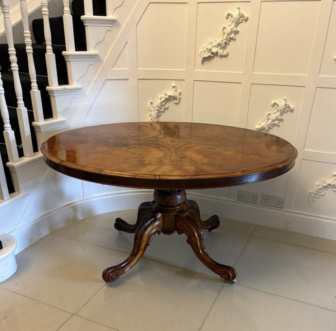 Antique 19th Century Burr Walnut Oval Centre Dining Table 6 Seater Tilt Top photo vinterior