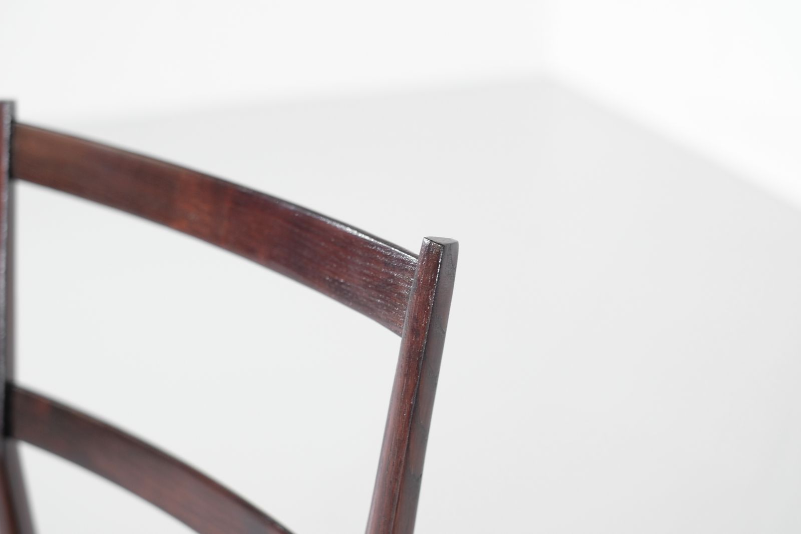 Chair " Superleggera " In Wood By Gio Ponti For Cassina, Italy 1957. photo vintage