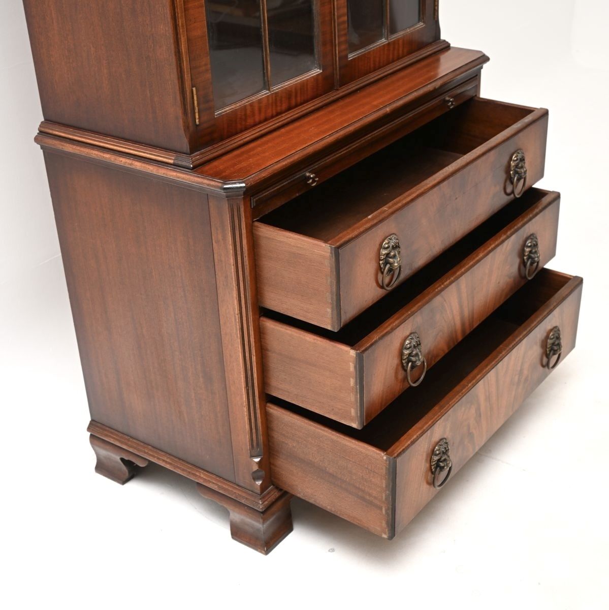 Antique Georgian Style Mahogany Bookcase photo vinterior