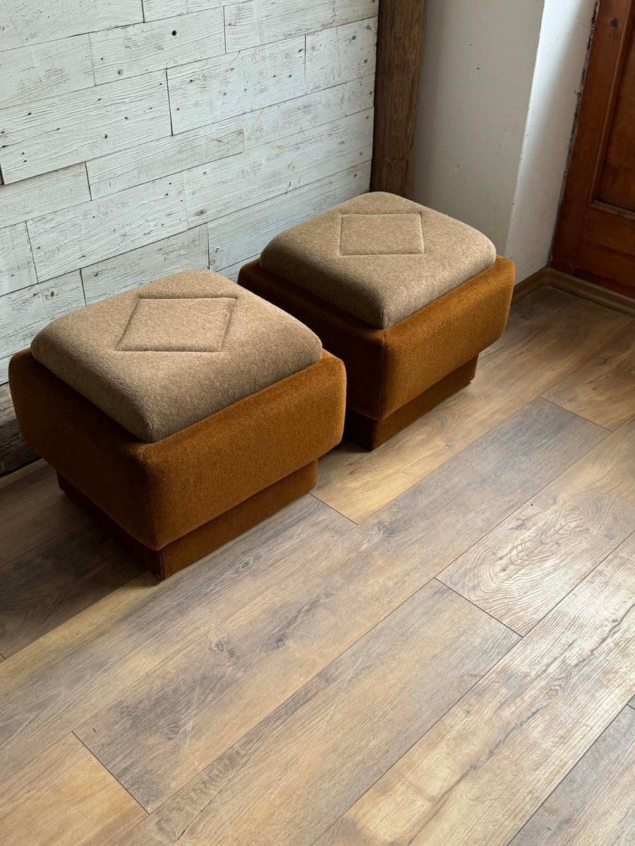 Mid-Century Modern poefs in bruin en beige, ca. jaren 1950, set van 2 photo vinterior