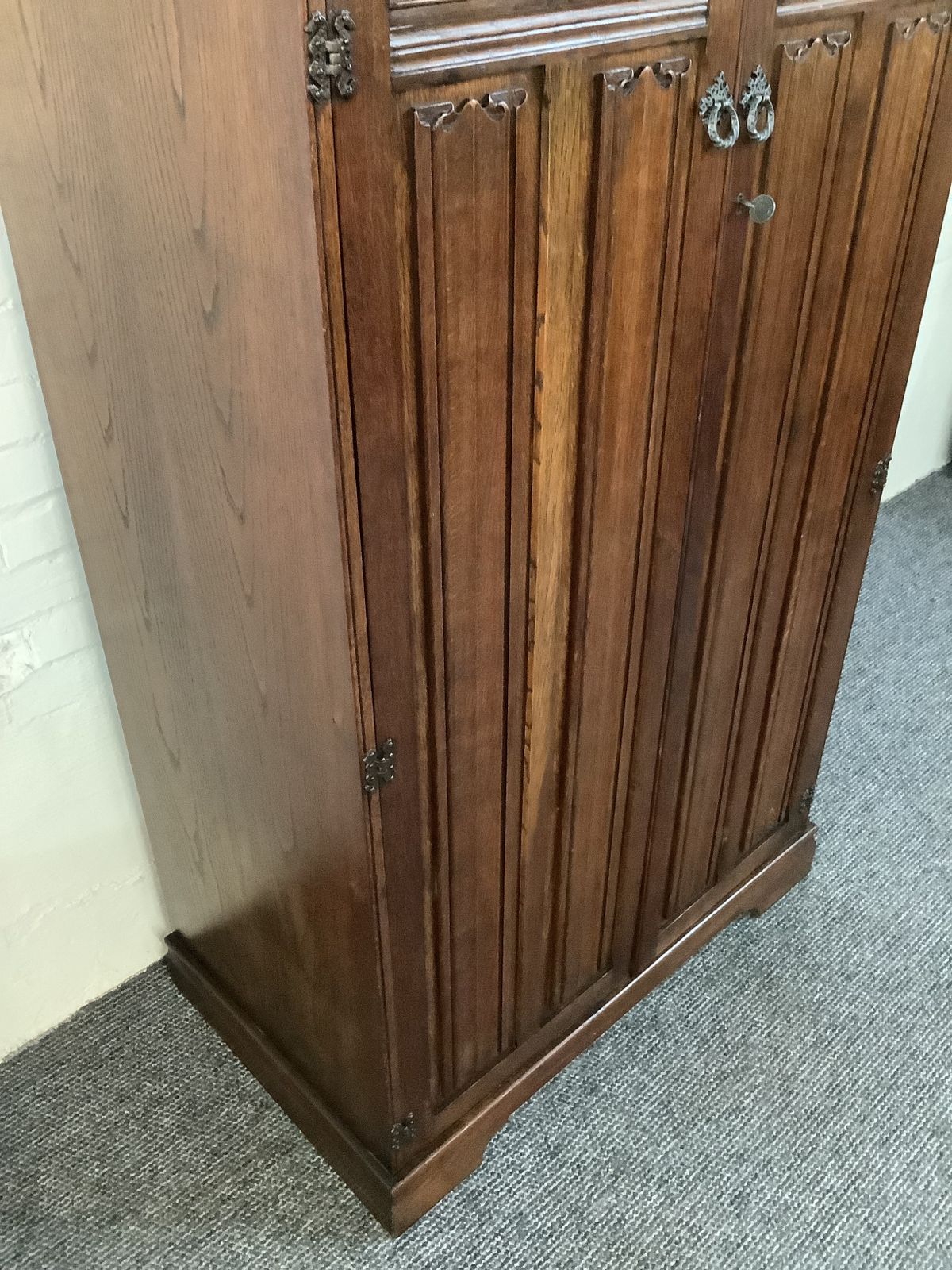photo buy Crown Ay Furniture Gothic Oak Fitted Wardrobe.