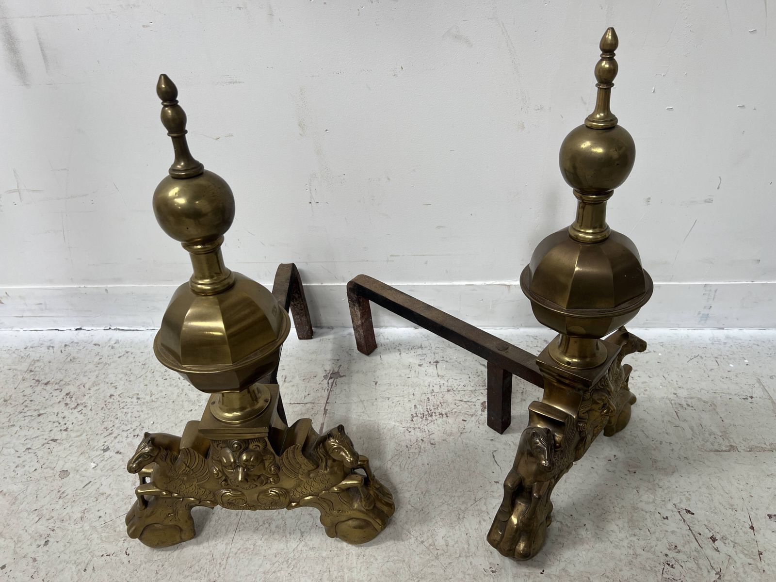 Important Pair Of 20th Century Brass Log Andirons photo vintage